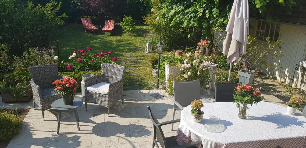 Le Vieux Tilleul Vaires-sur-Marne Bagian luar foto